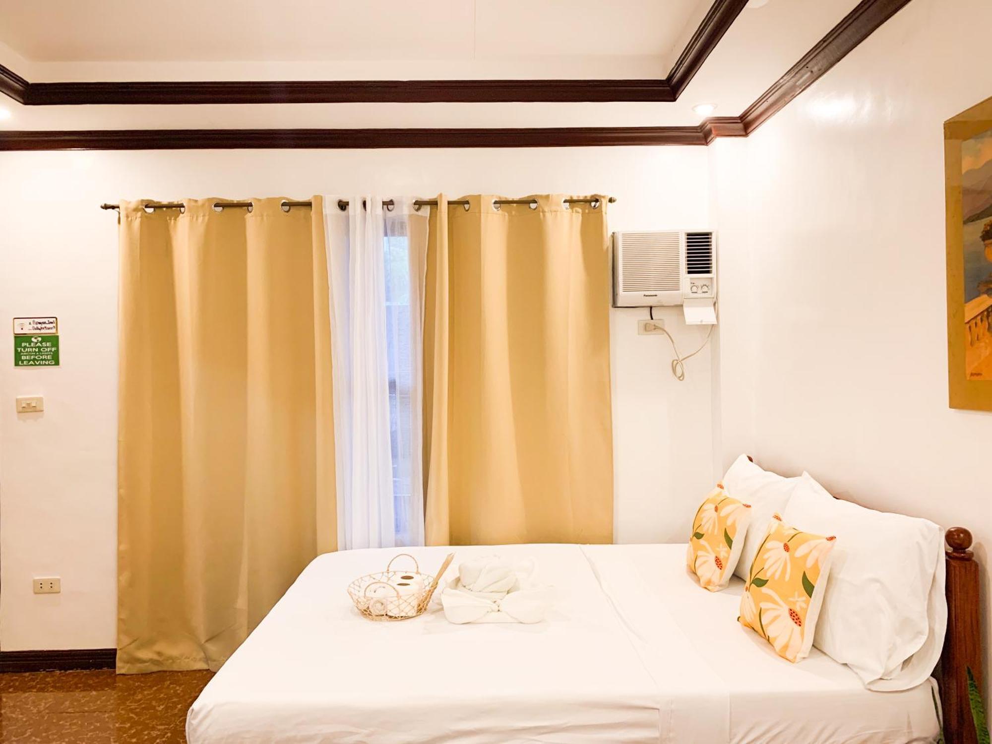 Pepayen Inn General Luna  Bagian luar foto